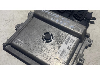 Блок управления двигателя 237105499R Dacia Logan II