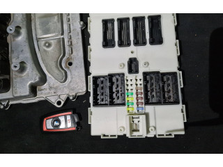 Pojistková skříňka Блок управления двигателя 8600449 BMW 3 F30 F35 F31 2013