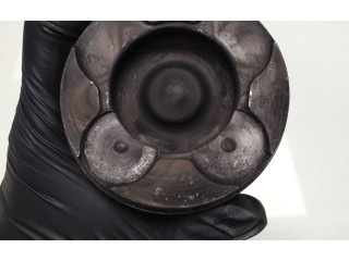  Поршень с шатуном D4164T W301  Volvo V70  