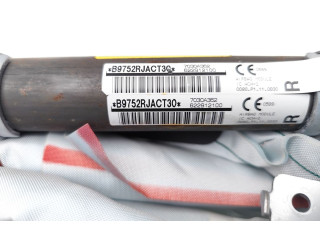 Боковая подушка безопасности 7030A362 Mitsubishi Outlander