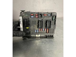 Блок предохранителей 9650618480, U118470003L   BMW X3 E83    