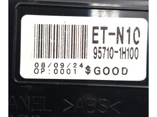 Дисплей    957101H100, 95710-1H100   KIA Ceed