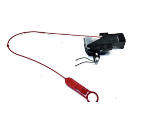 Электрический замок крышки