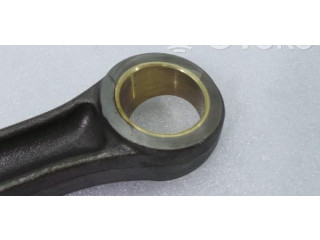 Píst 038J Audi RS4 B7