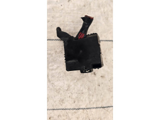 Pojistková skříňka Mr482591 Mitsubishi Pajero 2006