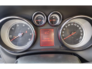 Přístrojová deska Opel Zafira C 2016 13460582