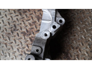 Кронштейн генератора