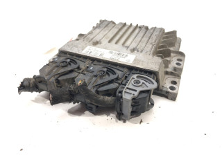 Блок управления двигателем Блок управления 237101496R Dacia Duster II