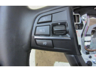 Volant BMW 5 F10 F11 2012 32337842808