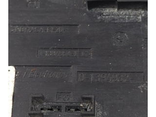 Блок предохранителей 01394932, 013949631C   Audi A3 S3 8P    