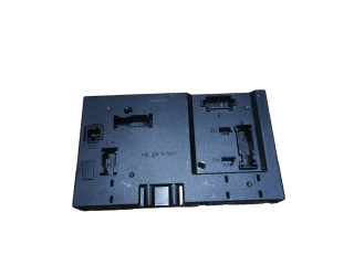 Pojistková skříňka A2215403862, A2214421330 Mercede-Benz S W221 2008