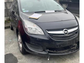 Панель приборов 13346158 Opel Meriva B