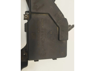 Блок предохранителей 50514168 Alfa Romeo Giulietta