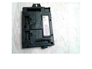 Блок предохранителей  243809584R, 243809584R   Dacia Duster    