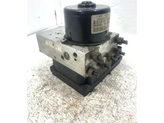 Блок АБС 30793445, 00401396E0 Volvo V70 2000 - 2004 года