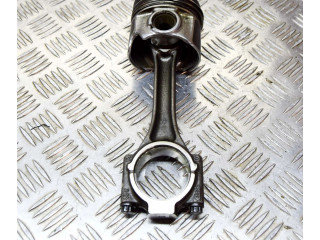 Поршень CLHA 03L107065J, 03L105401A Volkswagen Golf VII для дизельного двигателя 1.6