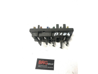 Pojistková skříňka Řídící jednotka BSM 9450586180   Peugeot 106 1997