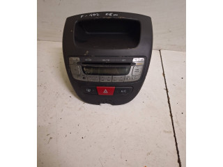 Поршень Радио/ проигрыватель CD/DVD / навигация CFA 861200H010, CQMS0570LC Peugeot 107