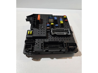 Блок предохранителей 30786646, 07W163 Volvo S60