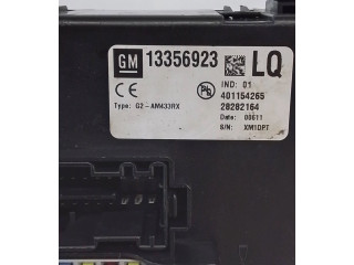 Блок предохранителей  13356923, 28282164   Opel Meriva B    