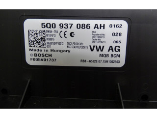 Блок комфорта 5Q0937086AH Skoda Octavia Mk3 (5E)