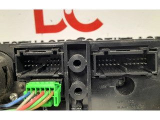 Блок управления климат-контролем 9496811 Volvo S80