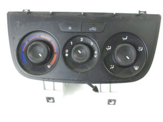 Блок управления климат-контролем 735498666 Fiat Doblo