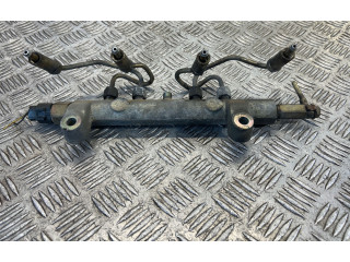 Топливная рампа    Nissan X-Trail T30  