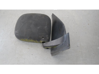 Zpětné zrcátko Nissan Serena 1996