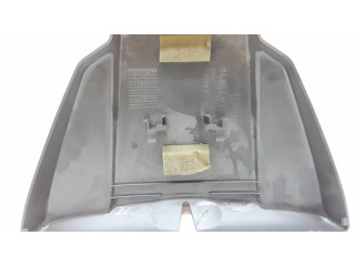 Другая деталь салона