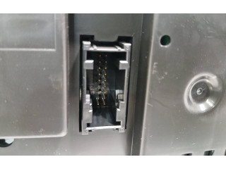 Přístrojová deska BMW 1 E81 E87 2008 102498584, 9166824