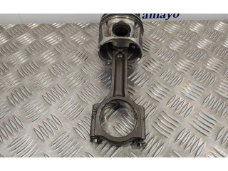 Píst 10653   Nissan Qashqai    M9R 