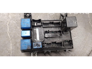 Блок предохранителей  91198-1C010   Hyundai Getz    