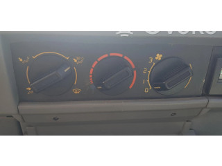 Блок управления климат-контролем    Renault Clio I