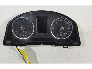 Přístrojová deska Volkswagen Tiguan 2012