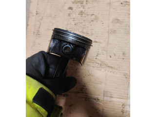  Поршень с шатуном    Audi A3 S3 8P  