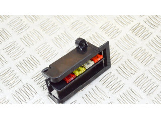 Другая деталь отсека двигателя