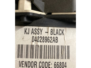 Панель приборов 04828962AB, 66804   Jeep Cherokee III KJ       