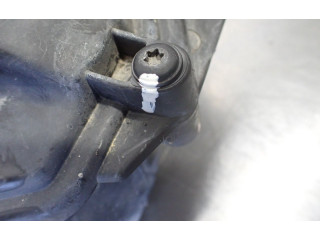 Блок предохранителей  8200683706   Renault Clio III    