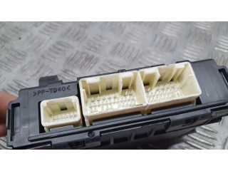 Блок управления 8865053430, 1778001575   Lexus IS III XE30