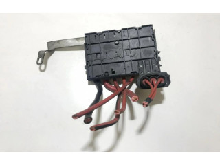 Блок предохранителей Volkswagen Golf IV