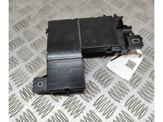 Блок предохранителей 32359475 Volvo XC40