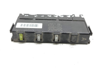 Pojistková skříňka 8264130250 Lexus GS 300 350 430 450H 2007