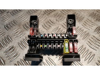   Pojistková skříňka 2215450601, A2215450601   Mercede-Benz S W221 2006