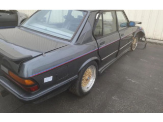 Zpětné zrcátko BMW 5 E28 1983 51168222889