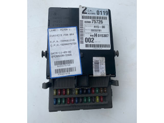 Pojistková skříňka 8200275726, 33233781 Renault Vel Satis 2002