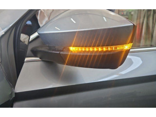 Зеркало электрическое        Skoda Karoq  2017 -  года   