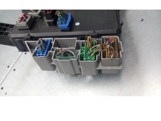 Turbodmychadlo Ящик предохранителей (комплект) Ford Mondeo Mk III