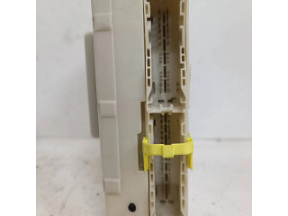 Блок комфорта 8273053020, 5L19170   Lexus IS 220D-250-350   