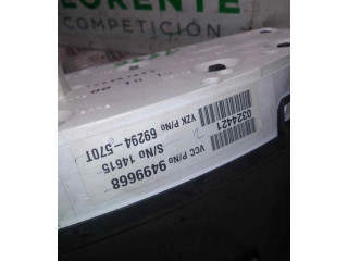 Панель приборов 69294570T   Volvo V70       